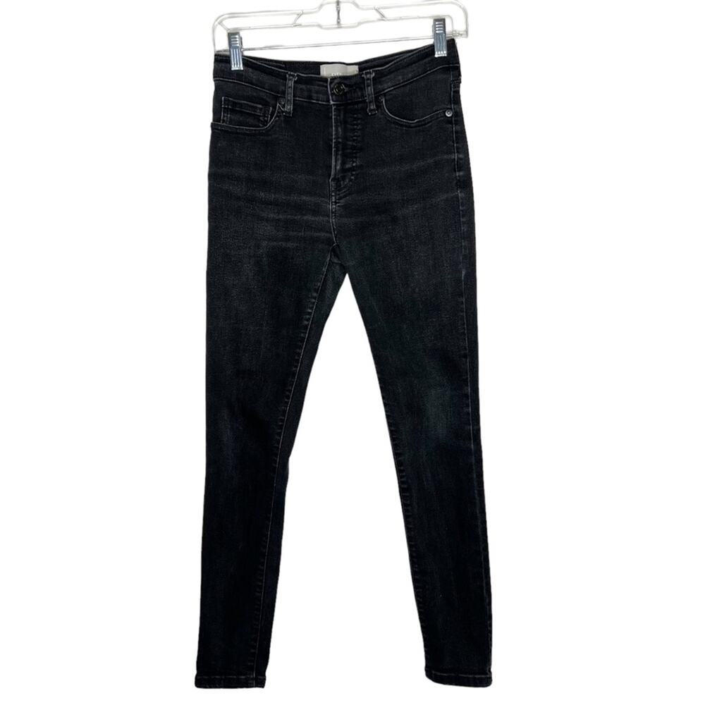 EVERLANE / black wash mid rise skinny jeans / 28